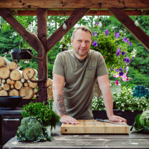 25 Surówek na Każdy Dzień" – Zdrowo, Smacznie i Szybko!